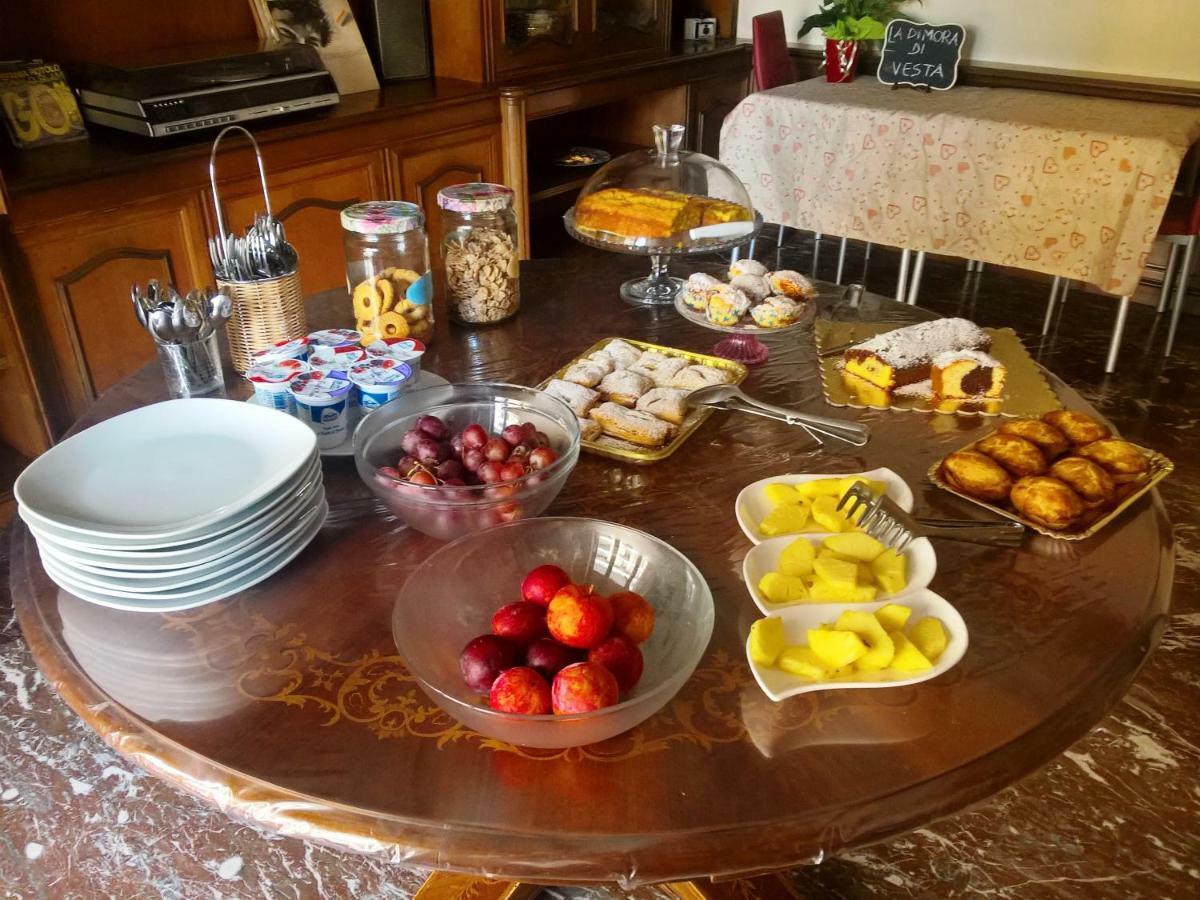 La Dimora Di Vesta Bed & Breakfast Lecce Luaran gambar