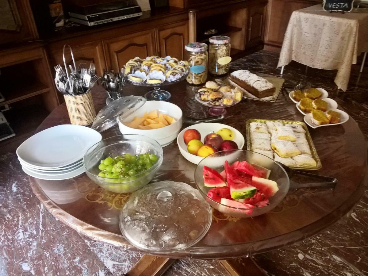 La Dimora Di Vesta Bed & Breakfast Lecce Luaran gambar